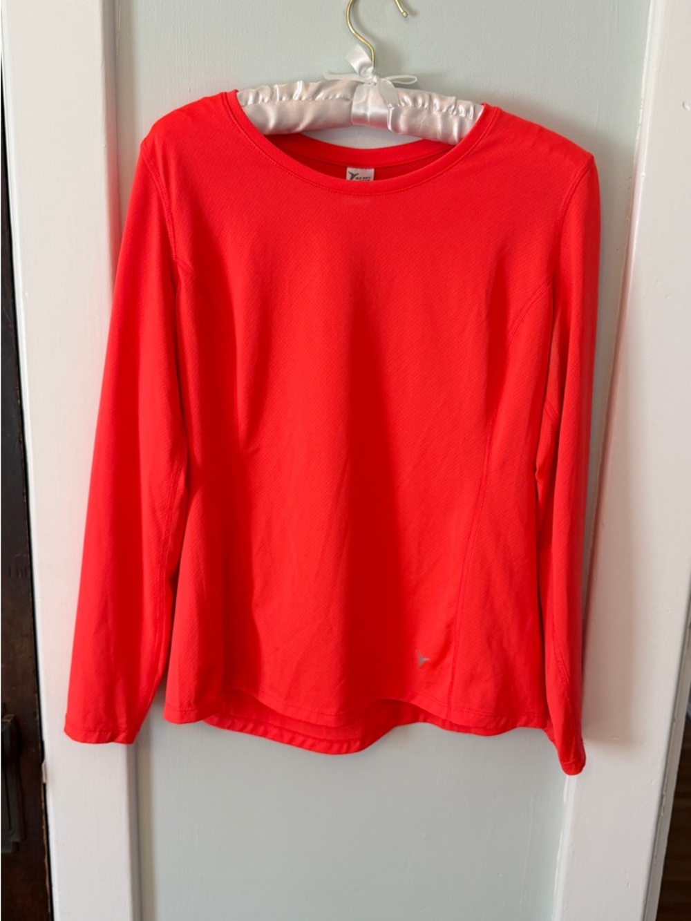 Old Navy Active brand Bright Orange Women’s med  Long Sleeve Athletic Top #0105